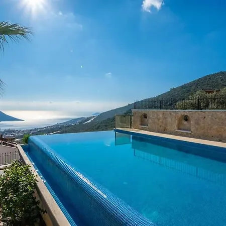 Fantastic Kalkan With Heated Infinity Pool & Amazing Sea Views *