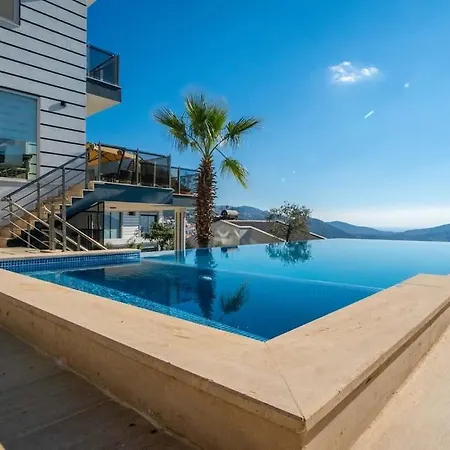 Fantastic Kalkan With Heated Infinity Pool & Amazing Sea Views