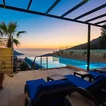 Fantastic Kalkan With Heated Infinity Pool & Amazing Sea Views קס