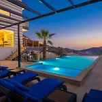 Fantastic Kalkan With Heated Infinity Pool & Amazing Sea Views וילה