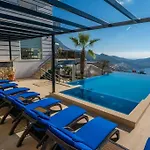 Fantastic Kalkan With Heated Infinity Pool & Amazing Sea Views וילה