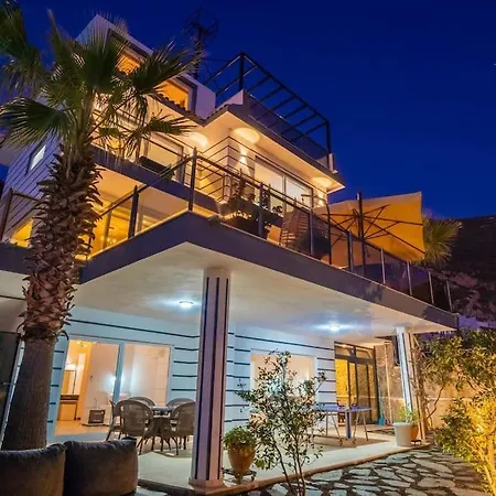 Fantastic Kalkan With Heated Infinity Pool & Amazing Sea Views וילה קס