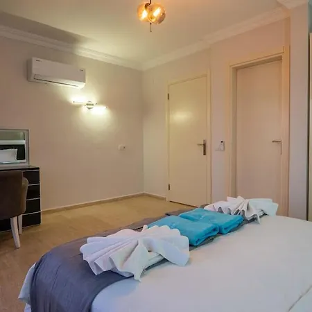 Fantastic Kalkan With Heated Infinity Pool & Amazing Sea Views كاس