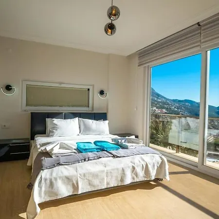 Villa Fantastic Kalkan With Heated Infinity Pool & Amazing Sea Views Kas